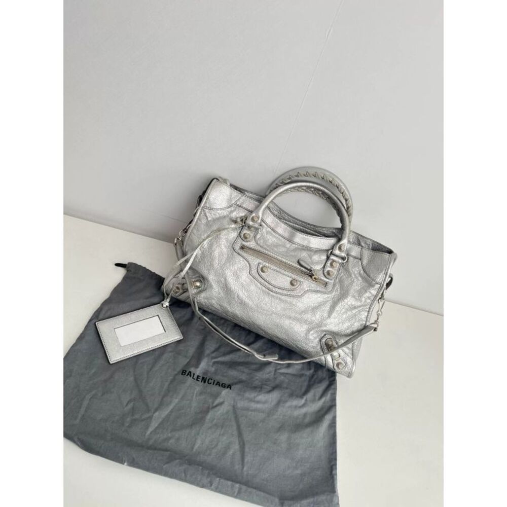 Balenciaga Women Pre-Loved Bag Very Good Condition